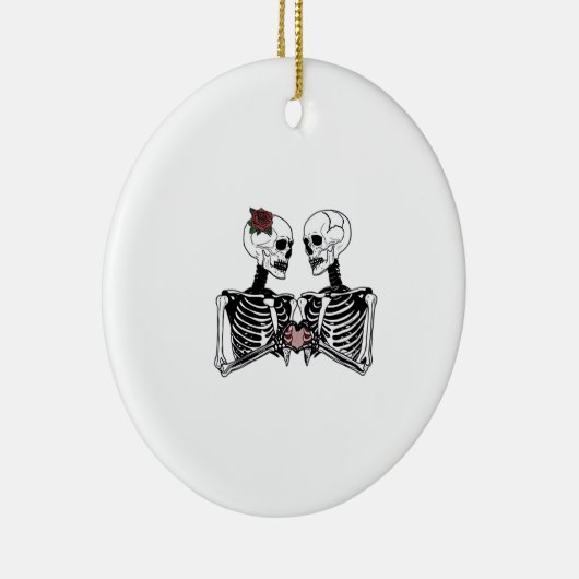 Romantisch Skeleton Paar – Gotisch met harthanden Keramisch Ornament (Rechts)