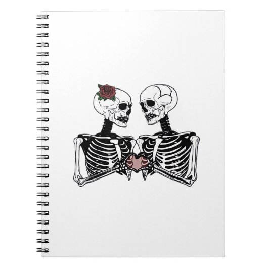 Romantisch Skeleton Paar – Gotisch met harthanden Notitieboek (Voorkant)