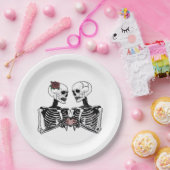 Romantisch Skeleton Paar – Gotisch met harthanden Papieren Bordje (Feest)