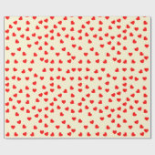 Romantisch speels rood hartpatroon pastelgeel cadeaupapier (Vlak)