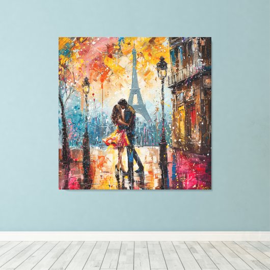 Romantisch stel zoent voor de Eiffeltoren Canvas Afdruk (Insitu (Houten vloer))