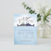 Romantisch walvispaar slaat de datum op aankondigingskaart (Staand voorkant)