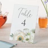 Romantisch wit ranunculus huwelijks tafelnummers reclamebord met voetstuk (Insitu)