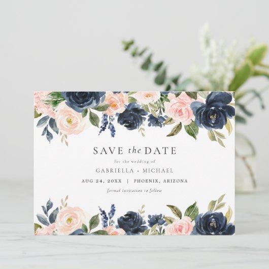 Romantisch & Zoet Navy Blush Bloemen Save the Date Kaart (Staand voorkant)
