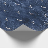 -Romantische blauwe-bijenbloemen Cadeaupapier (Hoek)