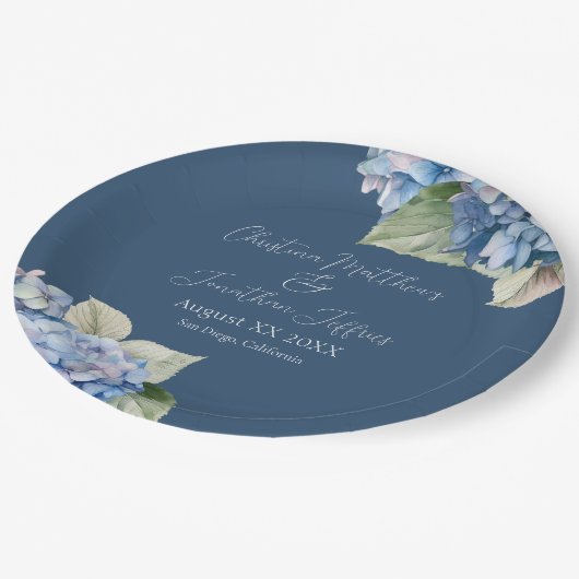 Romantische Blauwe Waterverf Hydrangea Bloemen op  Papieren Bordje (Gekanteld)