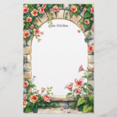 Romantische bloeiende Rozen onder Stone Arch Briefpapier (Voorkant)