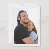 Romantische bloem gouden krans foto bruiloft kaart (Achterkant)