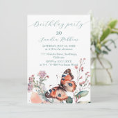 Romantische bloemen en vlinder Verjaardag Uitnodig Kaart (Staand voorkant)