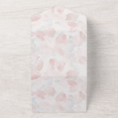 Romantische Blush Roze Rozenblaadjes Bloemen Huwel All In One Uitnodiging (Buitenkant)