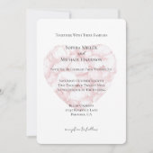 Romantische Blush Roze Rozenblaadjes Hart Huwelijk Kaart (Voorkant)