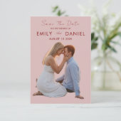 romantische bordeauxkleurige save the date kaart (Staand voorkant)