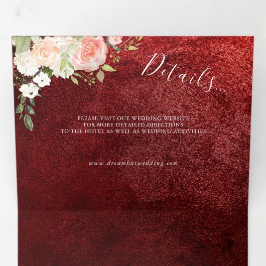 Romantische Bourgondië Blush Roze Bloemen bruiloft Drieluik Uitnodiging (Binnenzijde eerst)