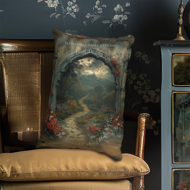 Romantische Fantasy Horror Dracula's Castle Gothic Accent Kussen (Creator heeft geüpload)