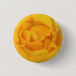 Romantische gele rozendruppels ronde button 3,2 cm