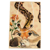Romantische Giraffe - Gentleman - voeg Jouw tekst Medium Cadeauzakje (Achterkant)