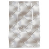 Romantische Glam White Faux Leather Wedding Medium Cadeauzakje (Achterkant)