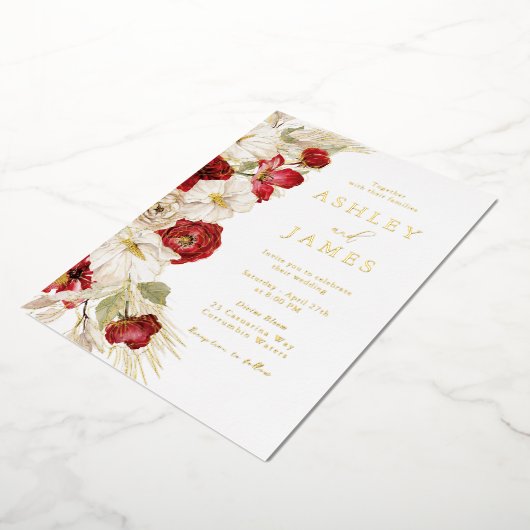 Romantische Gouden Folie Bloemen Rode Rozen Huweli Folie Uitnodiging (Gedraaid)