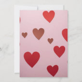 Romantische huwelijksuitnodiging met rode harten kaart (Achterkant)