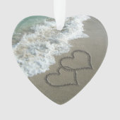 Romantische Interlocking Hearts op het strand Ornament (voorkant)
