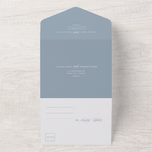 Romantische kalligrafie Dusty Blue Wedding All In One Uitnodiging (Buitenkant)