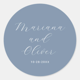 Romantische kalligrafie stoffige blauwe enveloppee ronde sticker