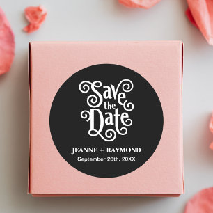 Romantische Kalligrafie Zwart Save the Date Bruilo Ronde Sticker