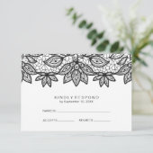 Romantische Kant Zwart en Wit Bruiloft RSVP (Staand voorkant)