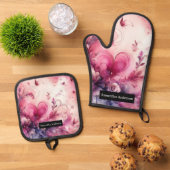 Romantische keuken: Abstracte harten Ovenwant & Pannenlap Set (Top down)