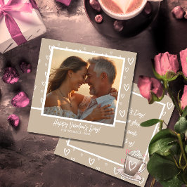 Romantische koffie en witte hart met foto/bericht feestdagenkaart