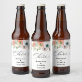 Romantische koraal bloemenbruiloft bier etiket (Flessen)