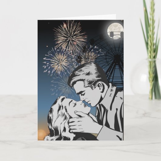 Romantische kus onder vuurwerk wenskaart kaart (Voorkant)