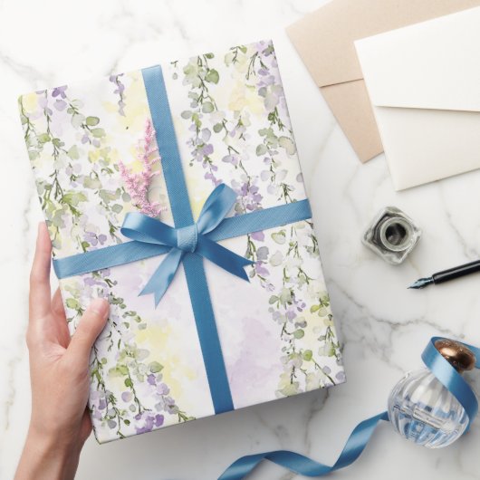 Romantische lavendel groene bloemen bruidsshowers cadeaupapier (Geschenken)