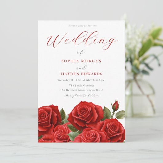 Romantische levendige rode rozen bruiloft kaart (Staand voorkant)
