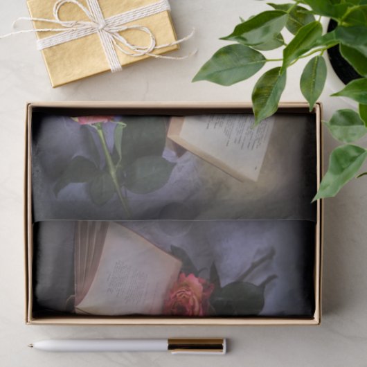 Romantische lezing met vrije Rozen Tissuepapier (Geschenk)