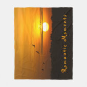 Romantische momenten Kranen op zonsopgang foto met Fleece Deken (Voorkant)