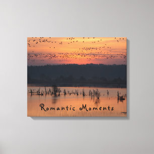 Romantische momenten vogels op zonsopgang foto met canvas afdruk