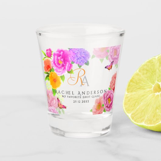 Romantische Monogram Pioenrozen Tuin Shot Glas (Voorkant)