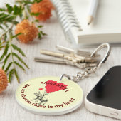 Romantische olifant en rood hart op maat sleutelhanger (Voorkant Rechts)