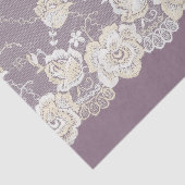 Romantische Paarse Crème Witte Lace Bloemen Huweli Tissuepapier (Detail)