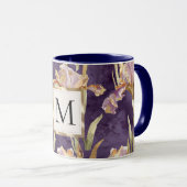 Romantische paarse iris bloem gouden monogram mok (Voorkant rechts)