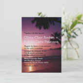 Romantische Paarse Strand Sunset Palms Wedding Kaart (Staand voorkant)