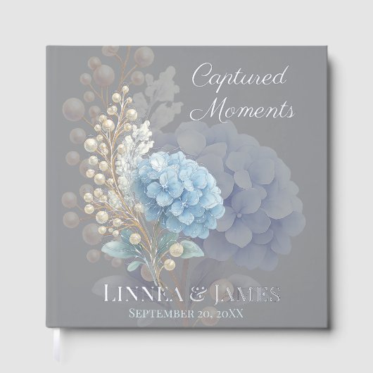 Romantische Parel Hydrangea Blauw Waterverf Huweli Gastenboek (Voorkant)