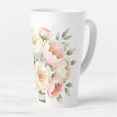 Romantische Pioenboeket met Diamanten Ring Latte Mok (Rechterhoek)