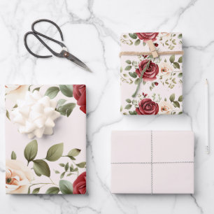 Romantische rode blozende roze rozen bruiloft inpakpapier vel