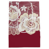 Romantische rode crème witte kant bloemenbruiloft medium cadeauzakje (Achterkant)