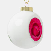 Romantische rode roze roos keramische bal ornament (Links)