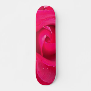 Romantische rode roze roos skateboard