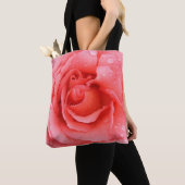 Romantische Rode Roze Rozenwaterdruppels Tote Bag (Dichtbij)
