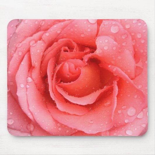 Romantische rode roze waterdruppels muismat (Voorkant)